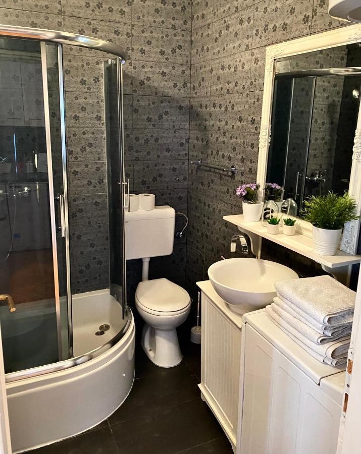City Square Apartment Porec Luaran gambar