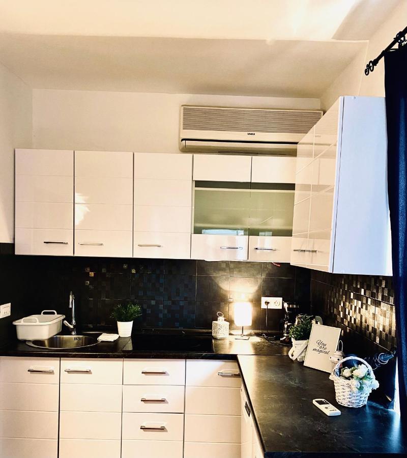 City Square Apartment Porec Luaran gambar