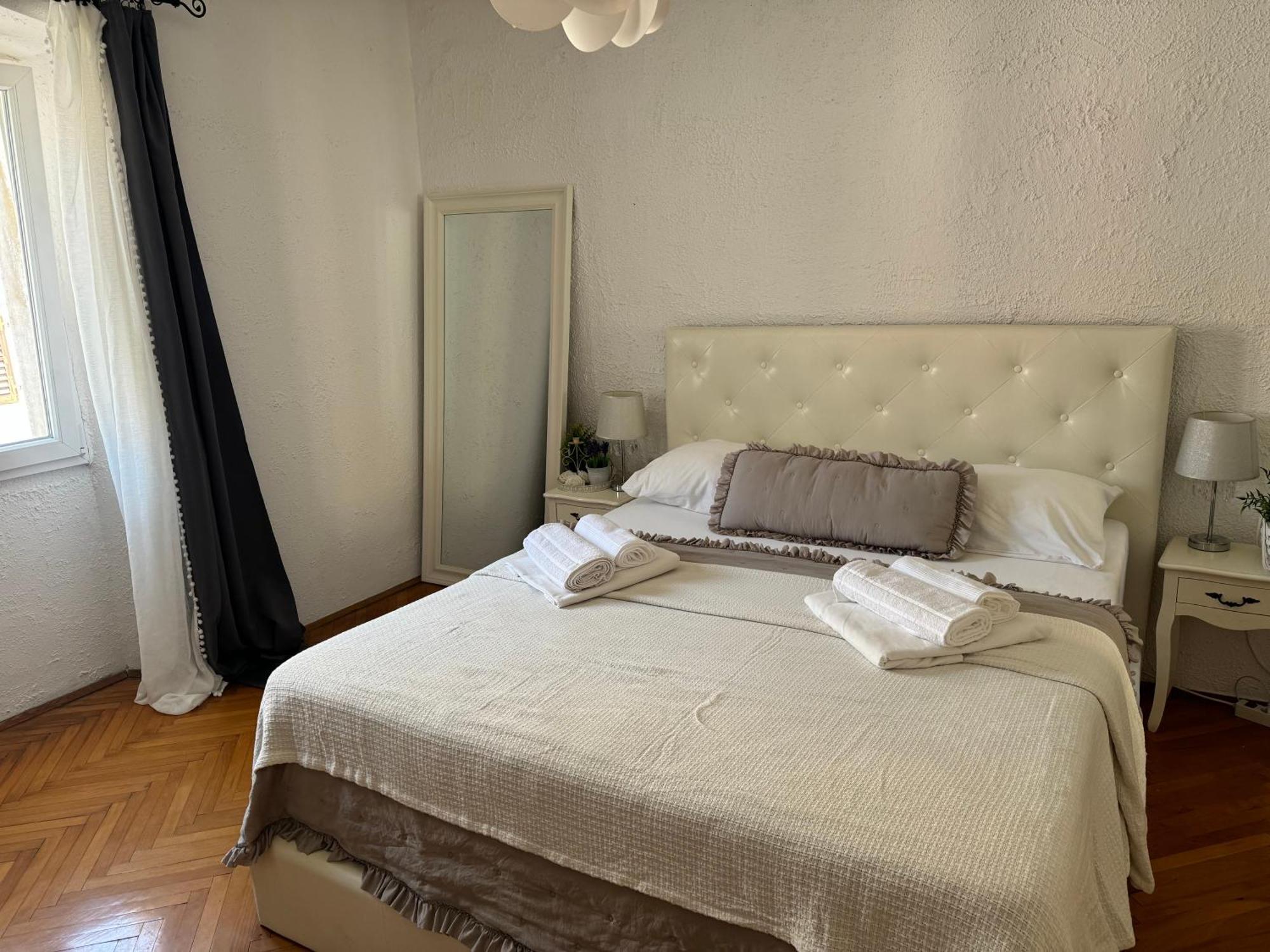 City Square Apartment Porec Luaran gambar